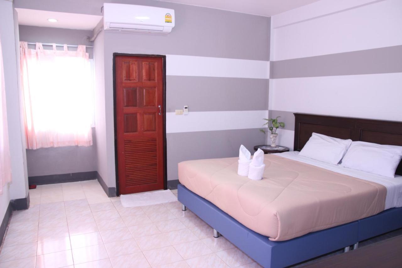 Pimann Place Hotel Csiangraj Kültér fotó