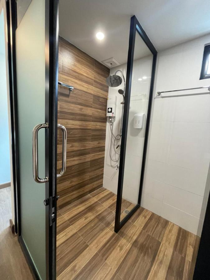 Pimann Place Hotel Csiangraj Kültér fotó